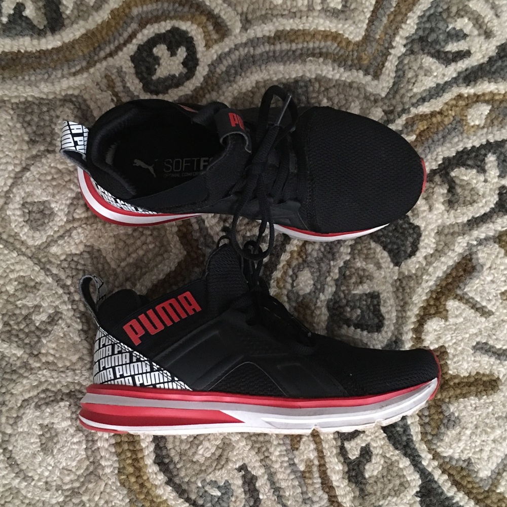 Lightly used Puma Sneakers